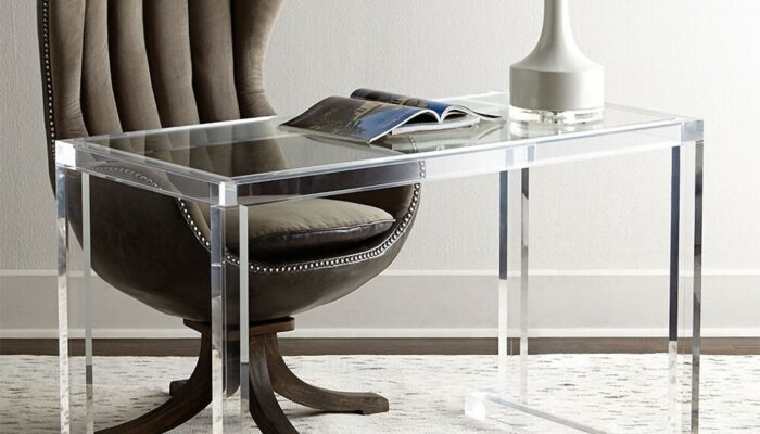 PlasticMart: this is a beautiful writing desk for your home